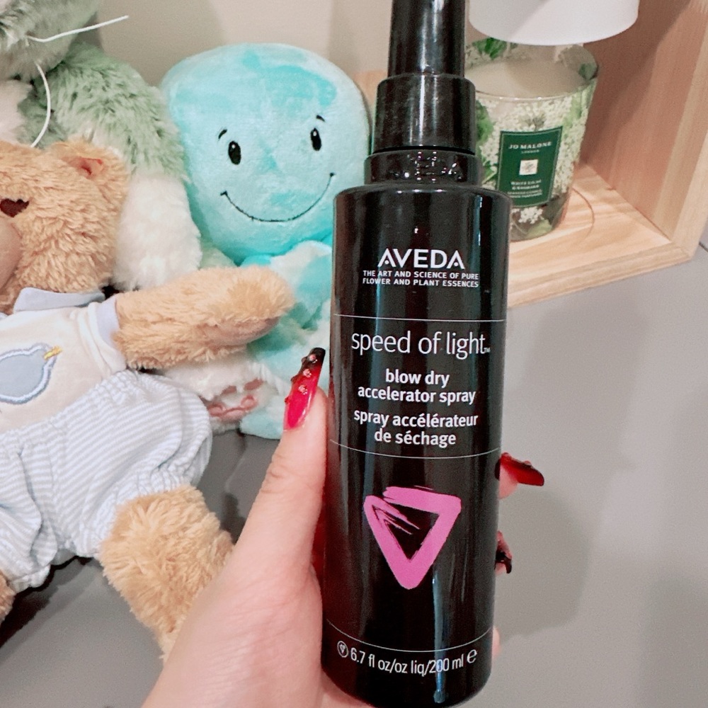 aveda speed of light™ blow dry accelerator spray/NEW